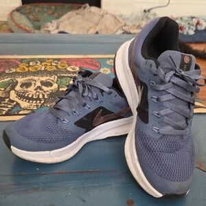Nike Blue and Black Mesh Running Sneakers